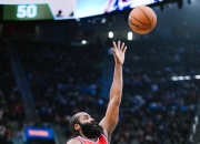 魔术狂砍雄鹿分，哈登迎来新赛季高光！